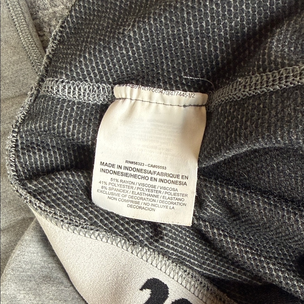 Nike Men's Heather Gray Joggers - Picture 3 of 6